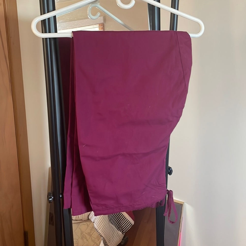 Maroon, large, scrub bottoms, like new